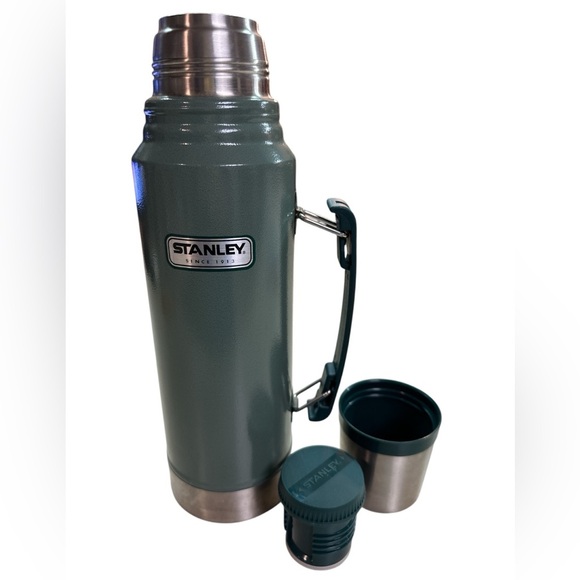 Stanley Classic Vacuum Insulated Wide Mouth Bottle Thermos Stainless Steel 1 L - Picture 1 of 7